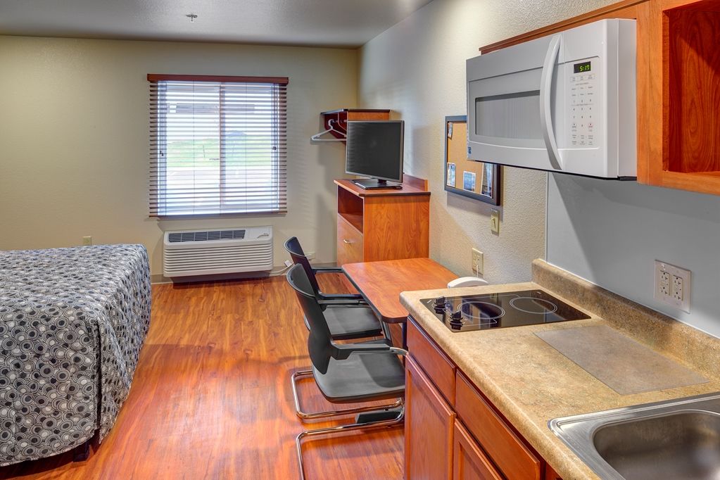 Extended Stay America Select Suites - Wichita - Airport ห้อง รูปภาพ